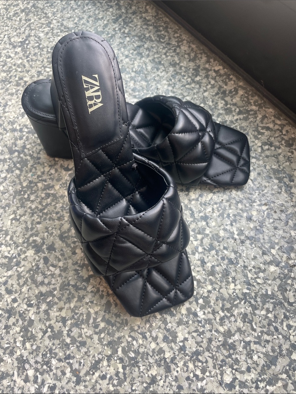 ZARA Black Quilted Square-Toe Block Heel Mules